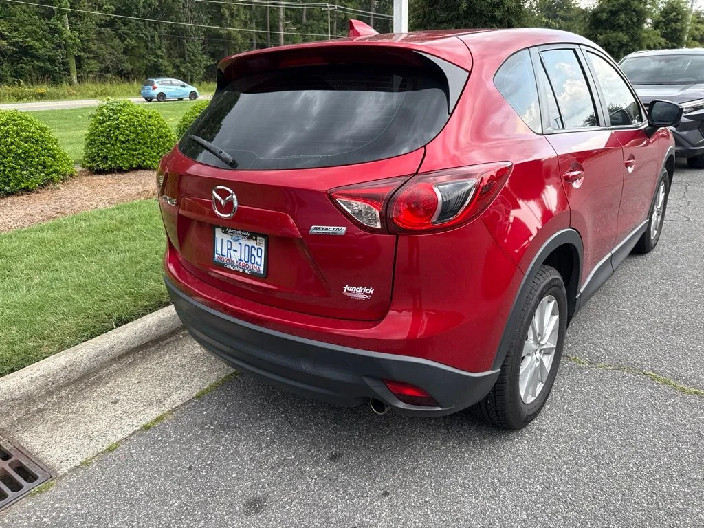 Used 2016 Red Mazda Sport image 7