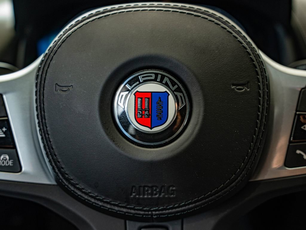 Used 2023 Black Sapphire Metallic BMW ALPINA B8 xDrive image 28