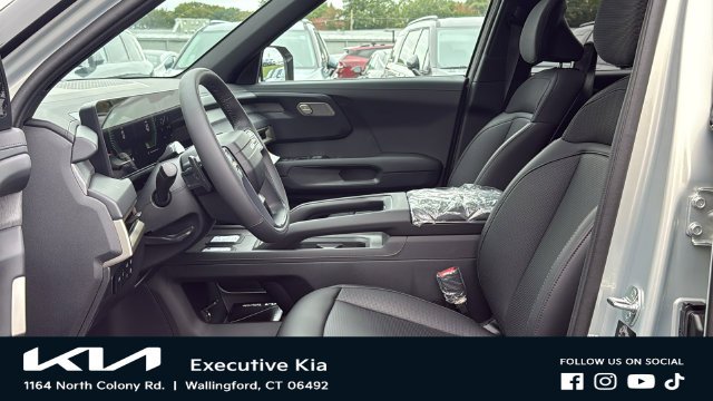 New 2027 Ivory Silver Kia S image 10