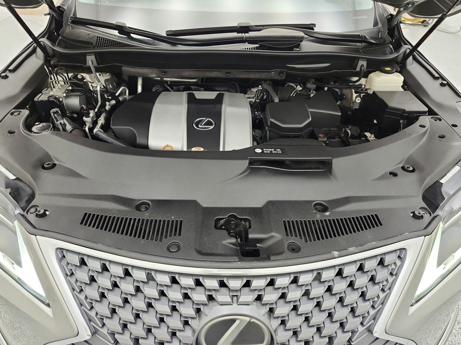 Used 2020 Atomic Silver Lexus RX 350 FWD image 16