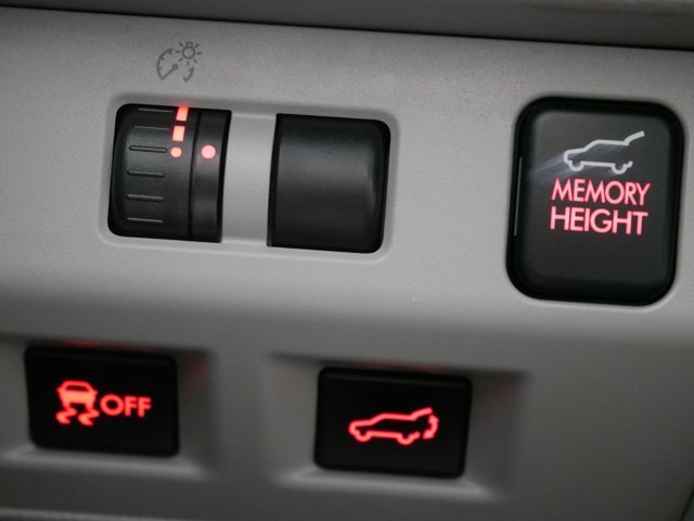 Used 2014 Dark Gray Metallic Subaru Touring image 28