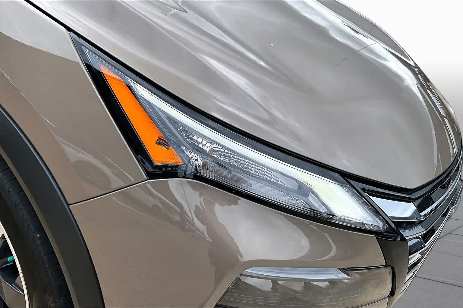 Used 2024 Baja Storm Metallic Nissan SV image 28