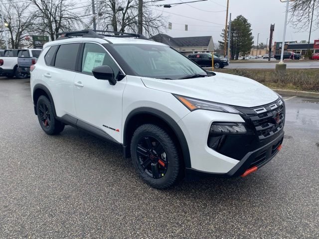 New 2026 Everest White Pearl TriCoat Nissan Rock Creek® image 17