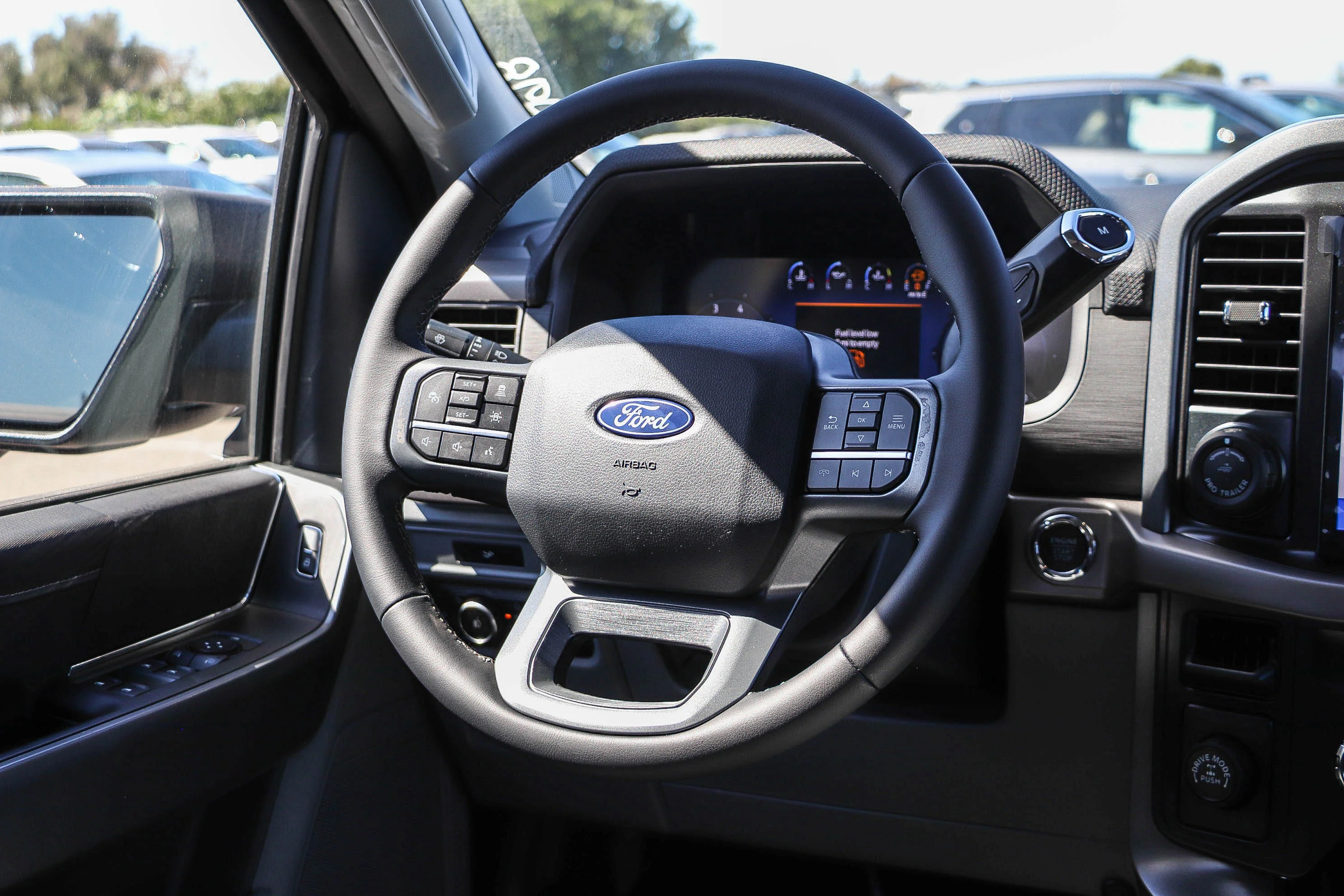 New 2026 Oxford White Ford XLT image 18