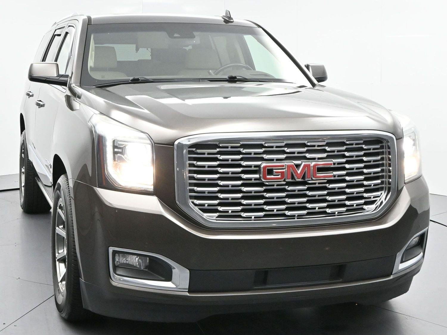 Used 2019 Smokey Quartz Metallic GMC Denali image 2