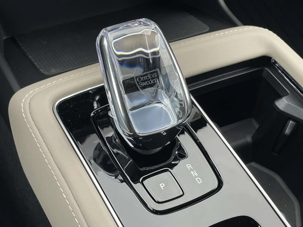 New 2026 Vapour Grey Volvo Plus image 21