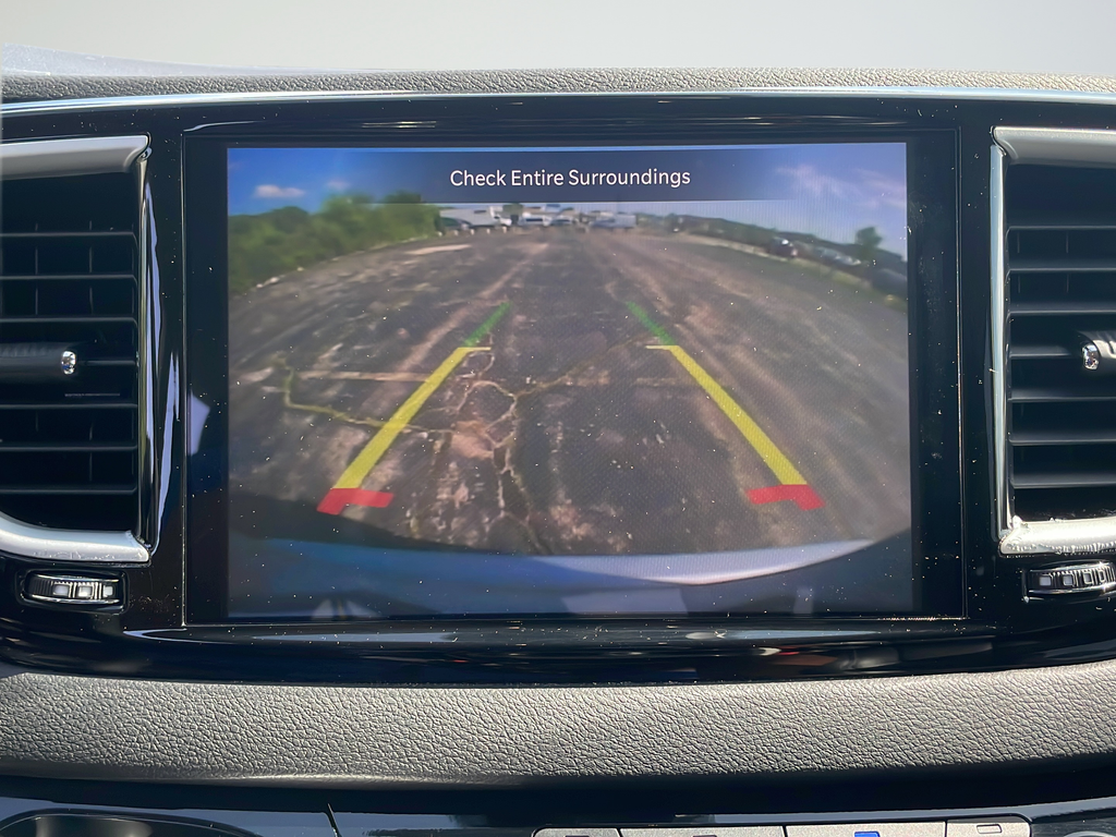 Used 2024 Silver Chrysler Touring L image 15