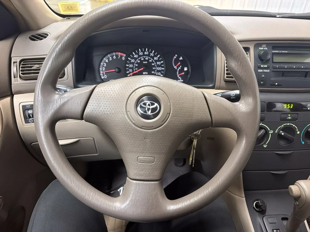 Used 2003 Red Toyota CE image 20