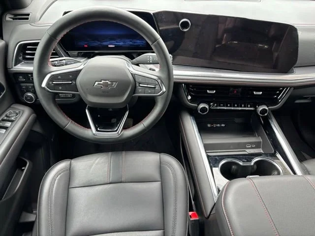 Used 2025 Black Chevrolet RST image 19