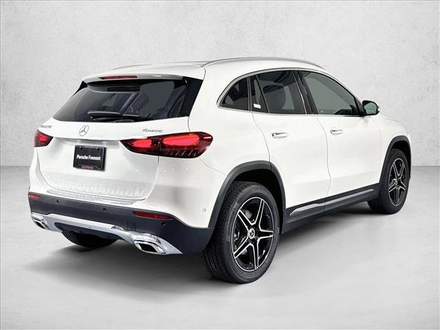 New 2026 Polar White Mercedes-Benz GLA 250 image 35