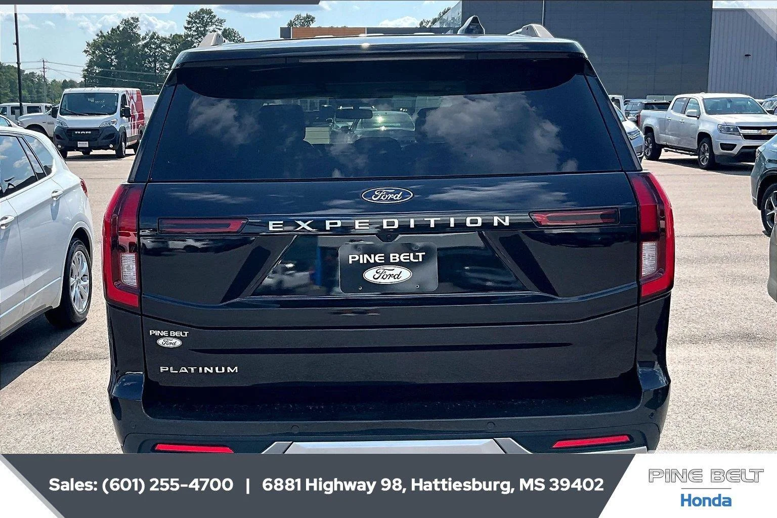 Used 2025 Agate Black Ford Platinum image 4