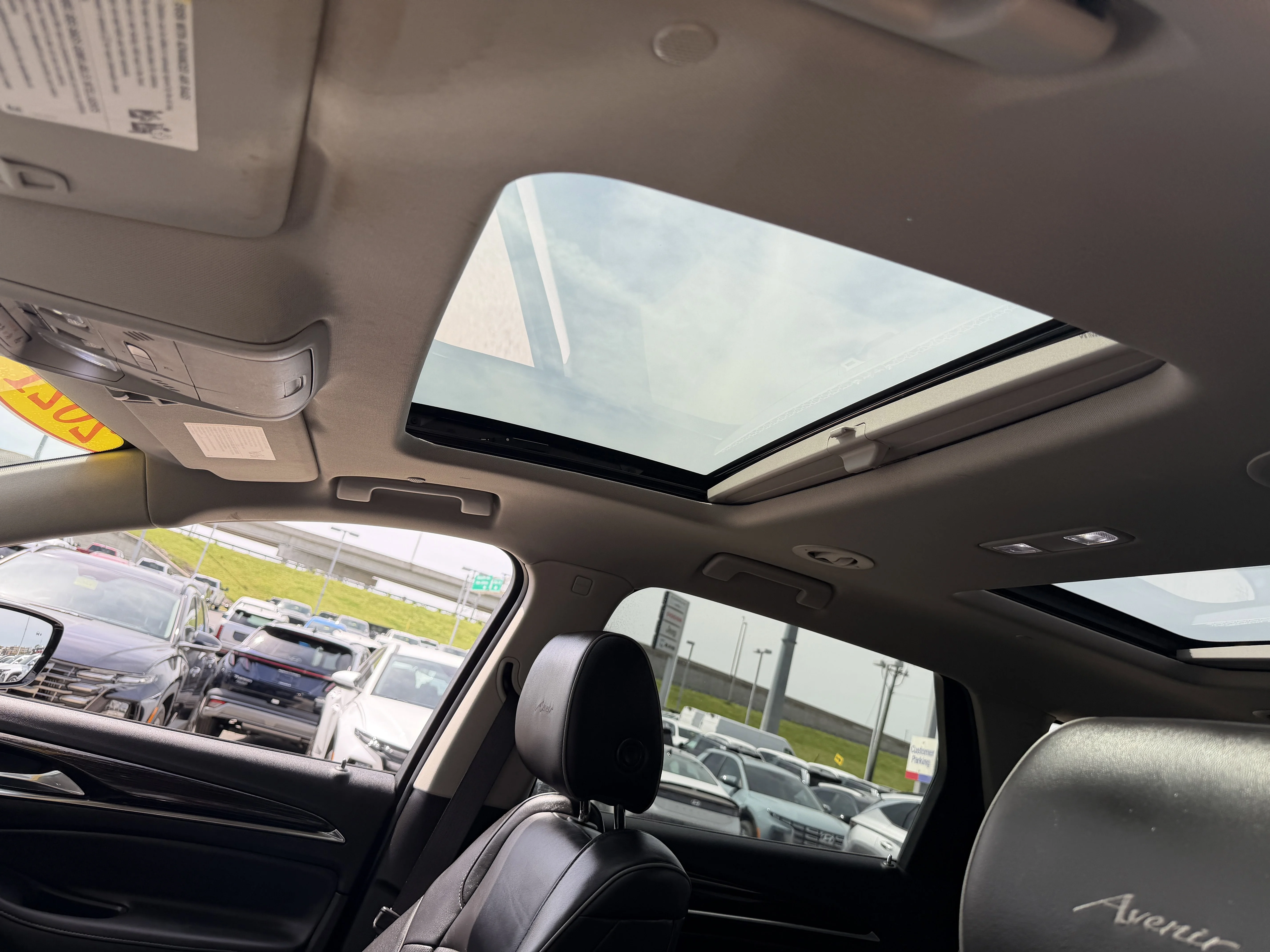 Used 2021 Ebony Twilight Metallic Buick Avenir image 37