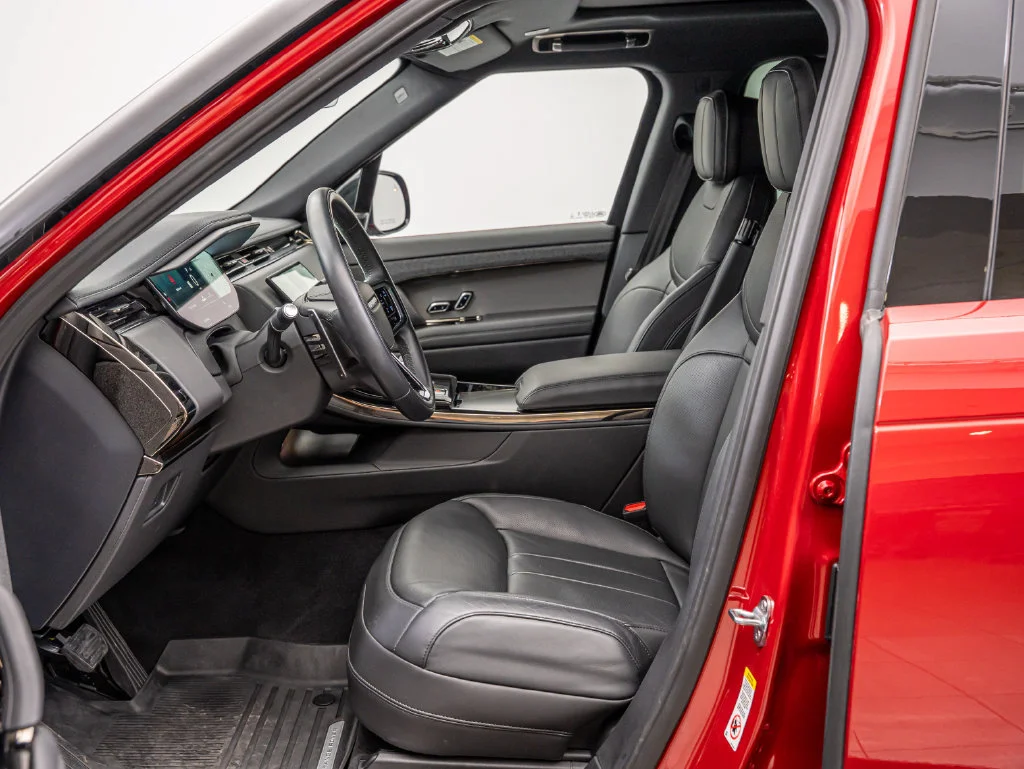 Used 2026 Firenze Red Metallic Land Rover SE image 23