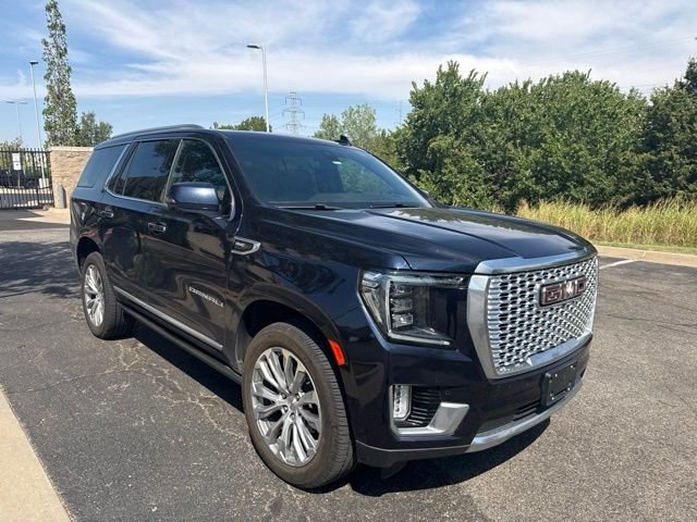 Used 2021 Blue GMC Denali image 3