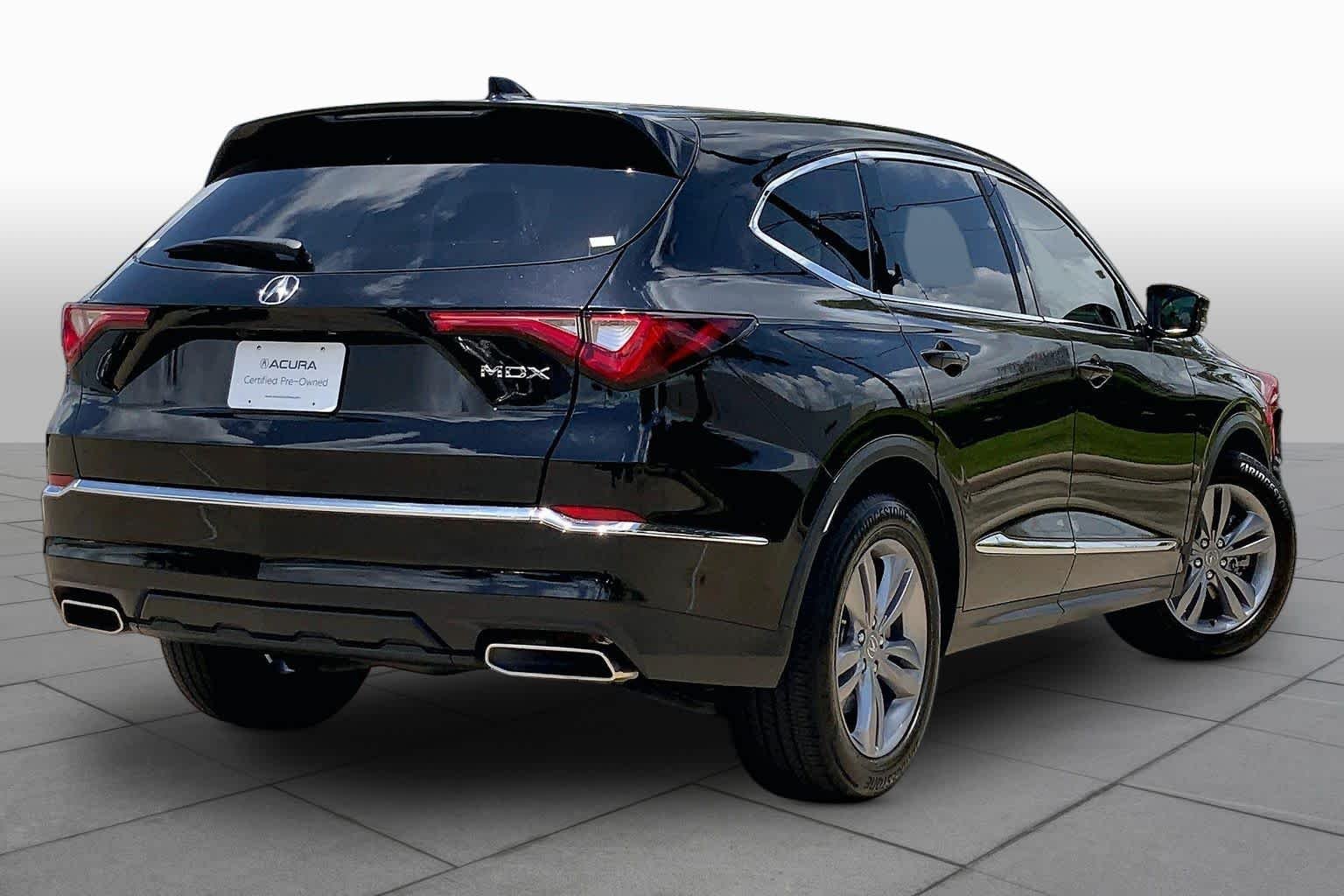 Used 2024 Majestic Black Pearl Acura  image 13