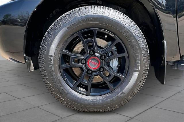 Certified Used 2020 MIDNIGHT BLACK METALLIC Toyota  image 11