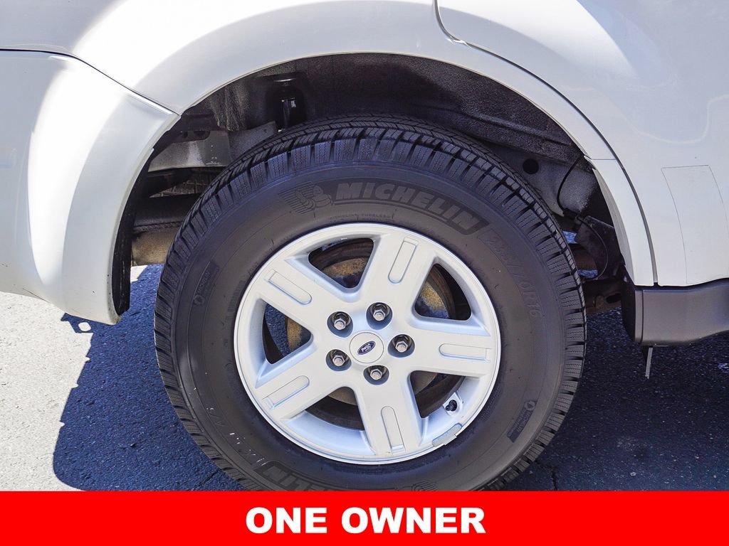 Used 2011 White Ford Hybrid image 8
