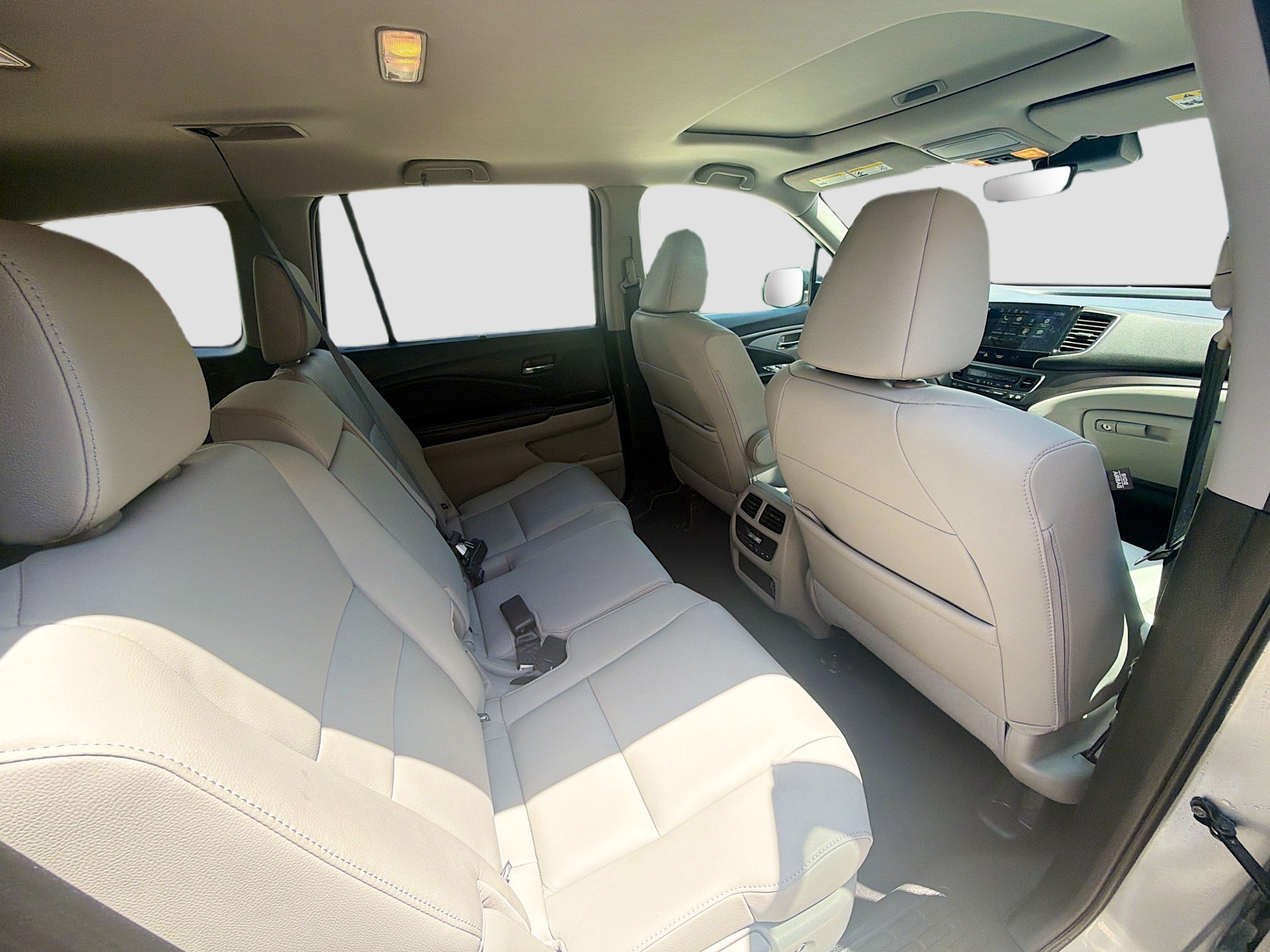 2022 Honda Pilot SE - Photo 29