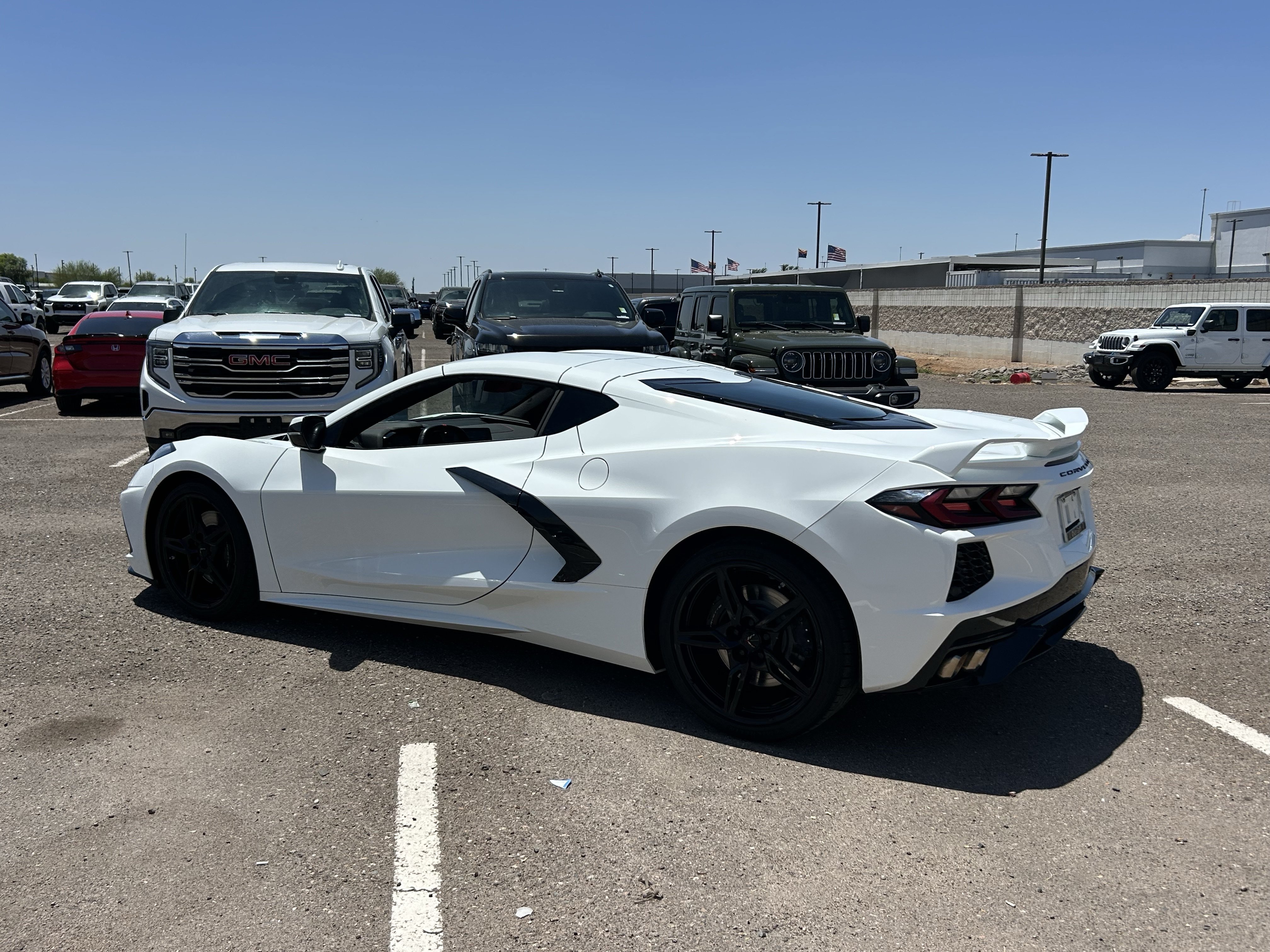 Used 2023 Arctic White Chevrolet 1LT image 3