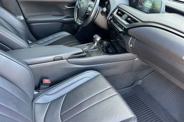 Used 2020 White Lexus 200 F SPORT image 19