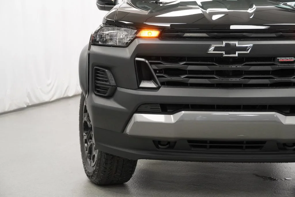 New 2026 Black Chevrolet Trail Boss image 31