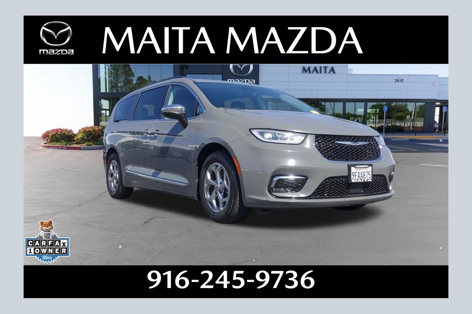 2023 Chrysler Pacifica Limited's photo