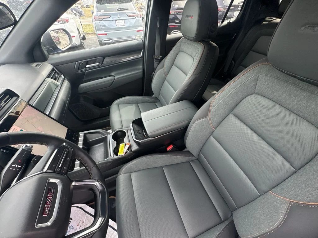 Used 2026 Blue GMC AT4 image 21