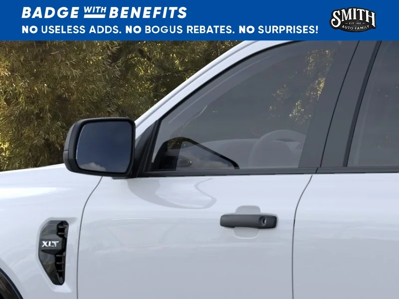 New 2025 Oxford White Ford XLT image 21