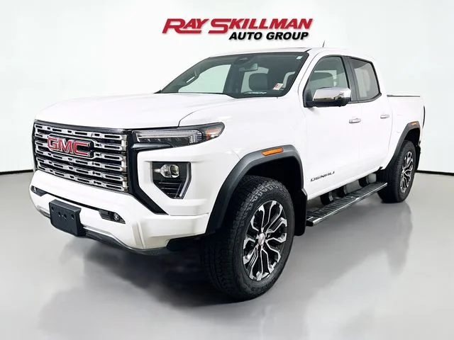 Used 2025 White GMC Denali image 3
