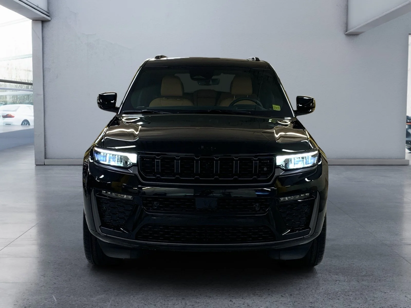 New 2026 Diamond Black Crystal Pearl Jeep Summit image 8
