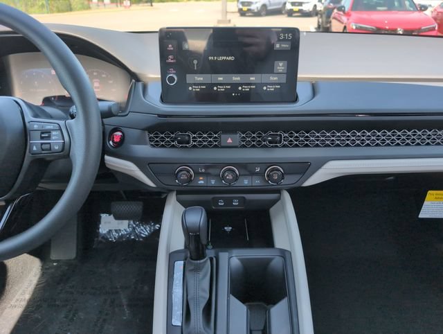 New 2026 Platinum White Pearl Honda LX image 24
