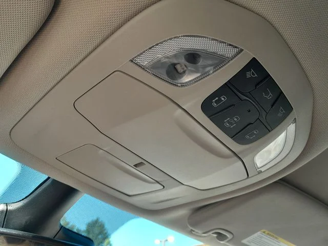 2023 Chrysler Pacifica Touring L - Photo 29