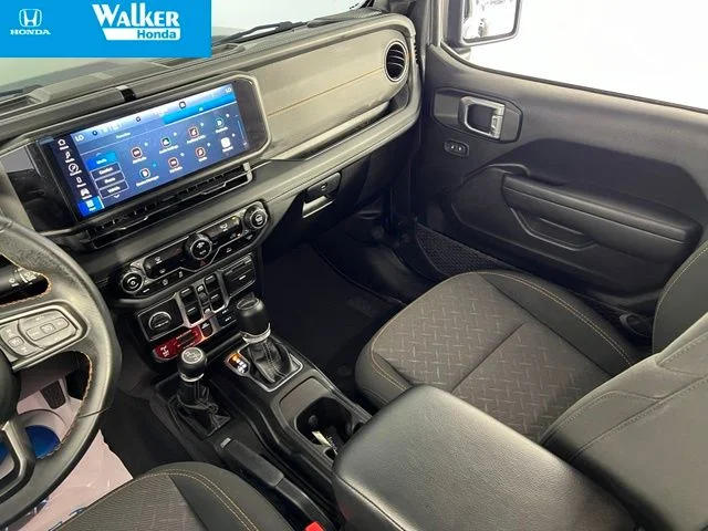Used 2024 Crystal Metallic Jeep Mojave image 33