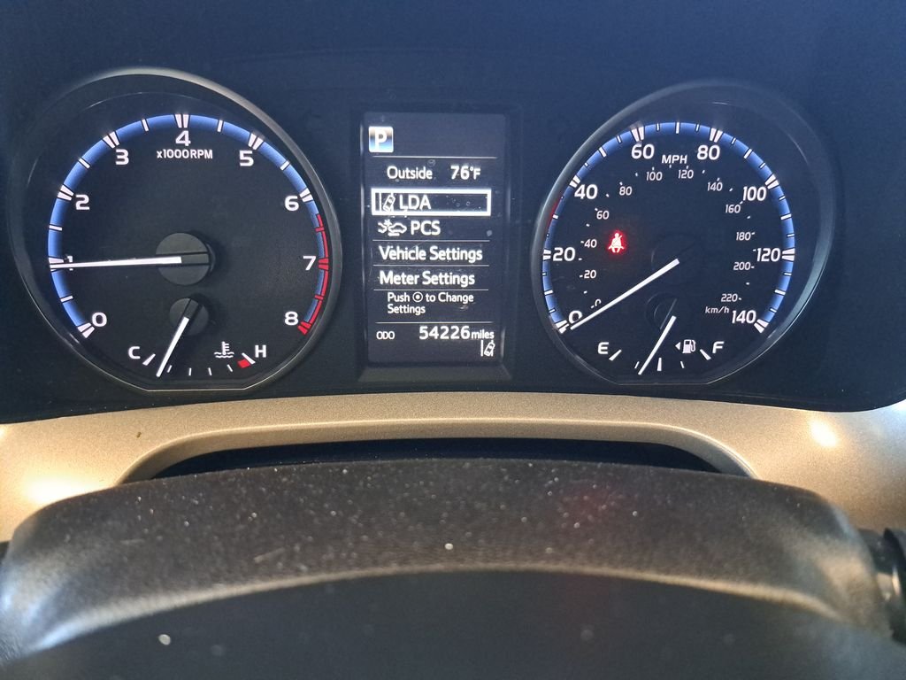 Used 2018 Gray Toyota LE image 20