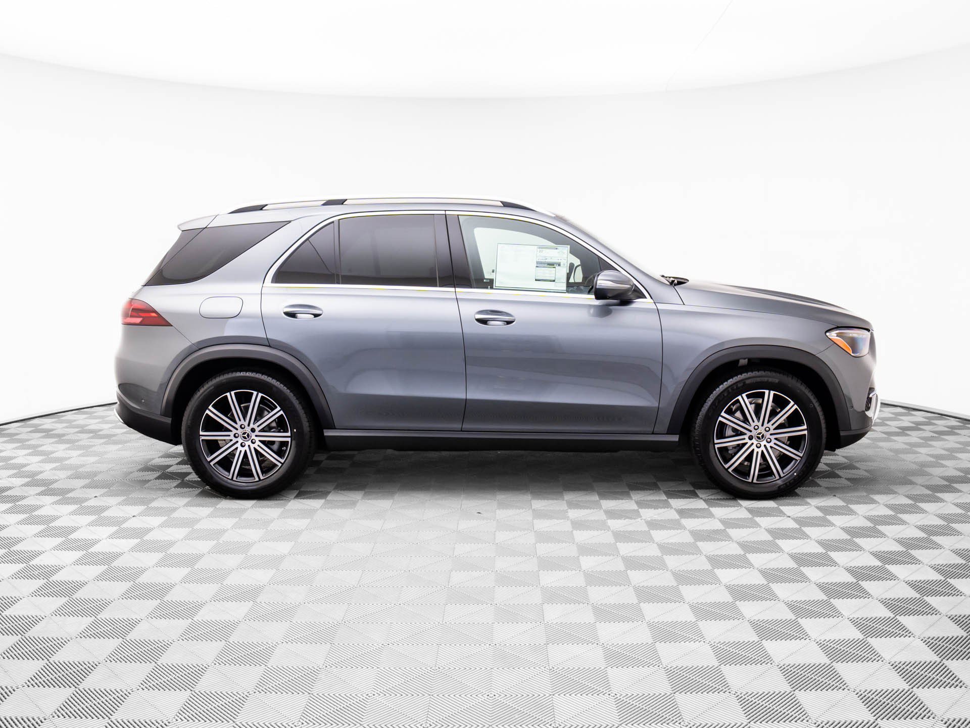 New 2026 Gray Mercedes-Benz GLE 350 image 6