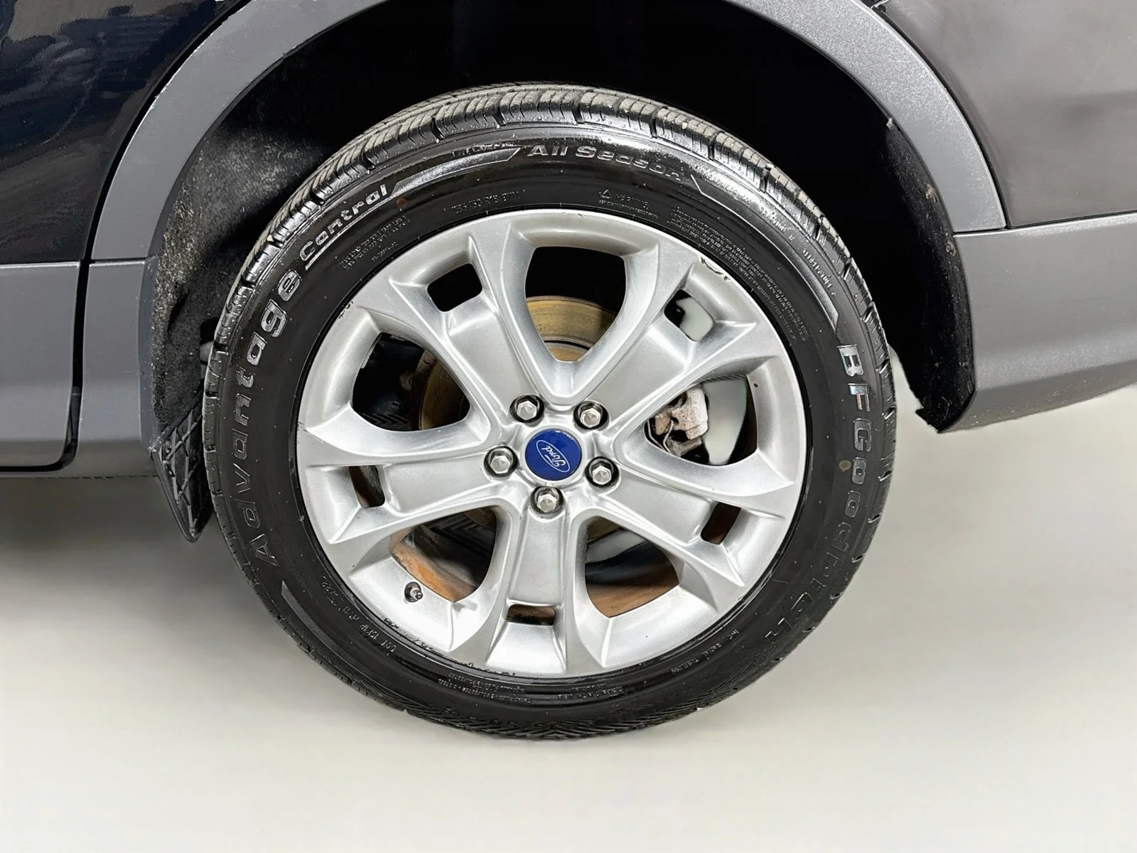 Used 2016 Black Ford Titanium image 5