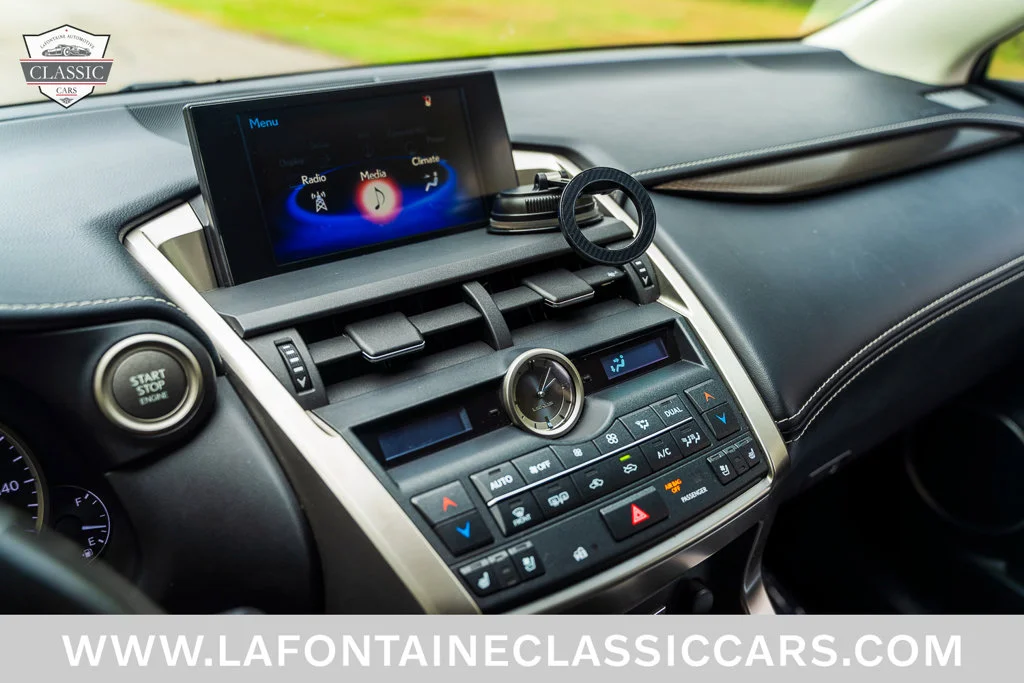 2017 Lexus NX 200t - Photo 44