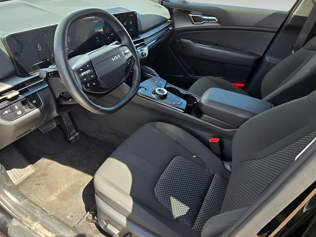 Used 2026 Fusion Black Kia S image 14