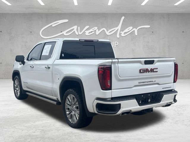 Used 2022 White Frost Tricoat GMC Denali image 15