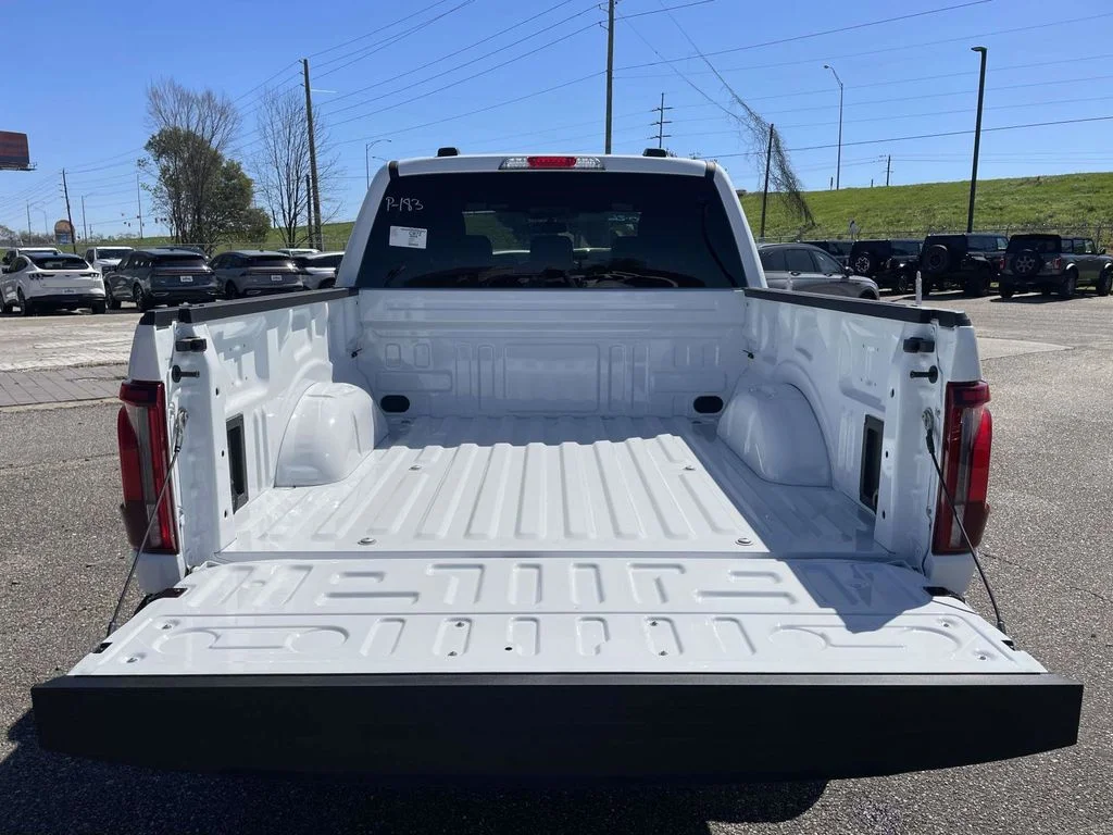 New 2026 Oxford White Ford Lariat® image 10