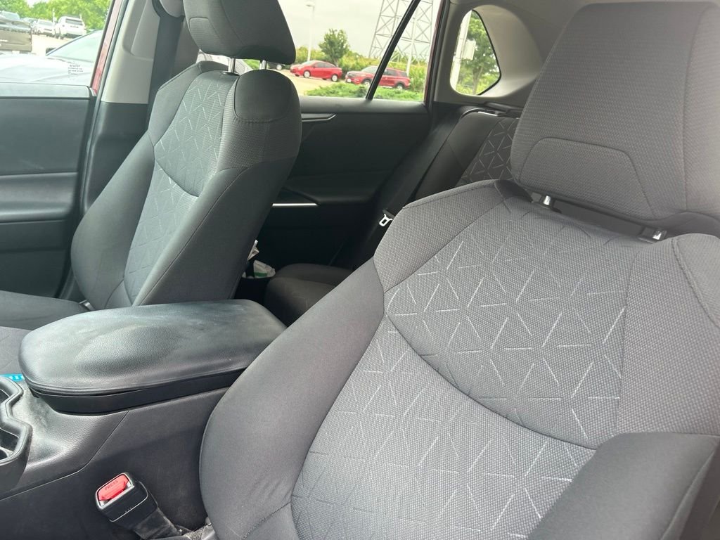 Used 2019 Red Toyota XLE image 8