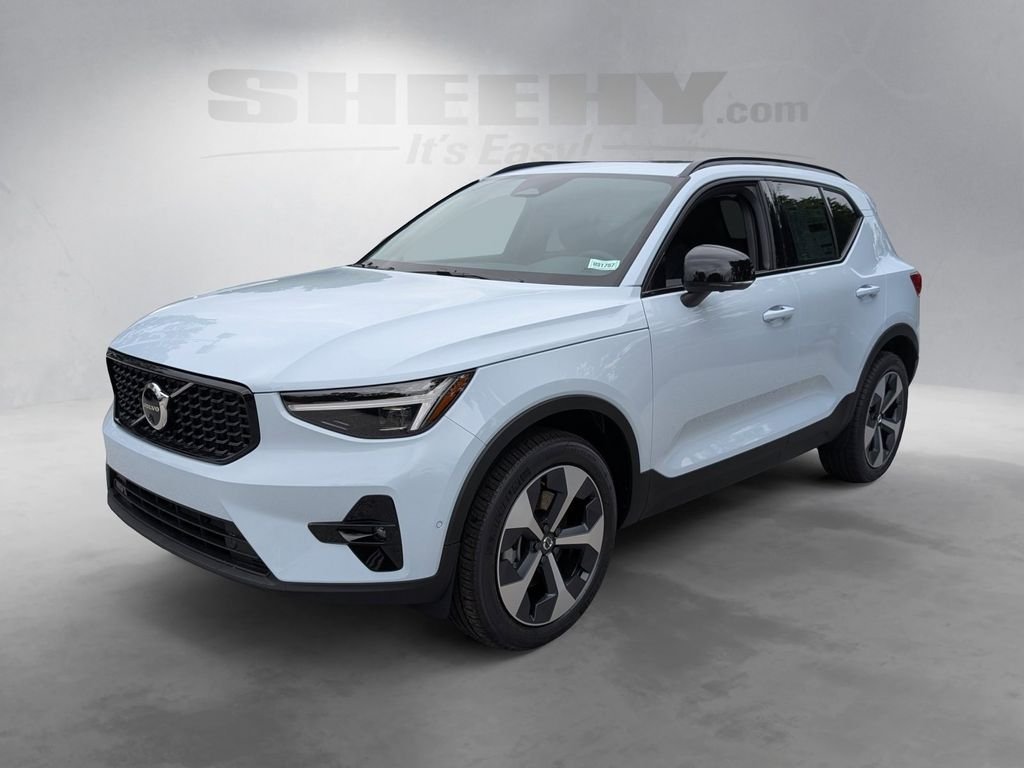 2026 Volvo XC40 Plus - Photo 28