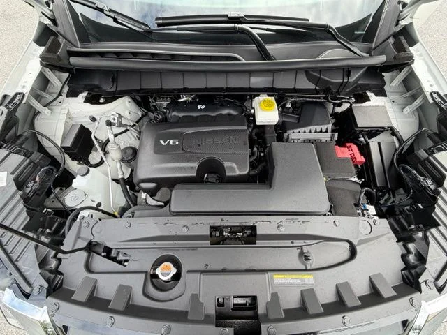 Certified Used 2024 Pearl White Nissan SL image 33