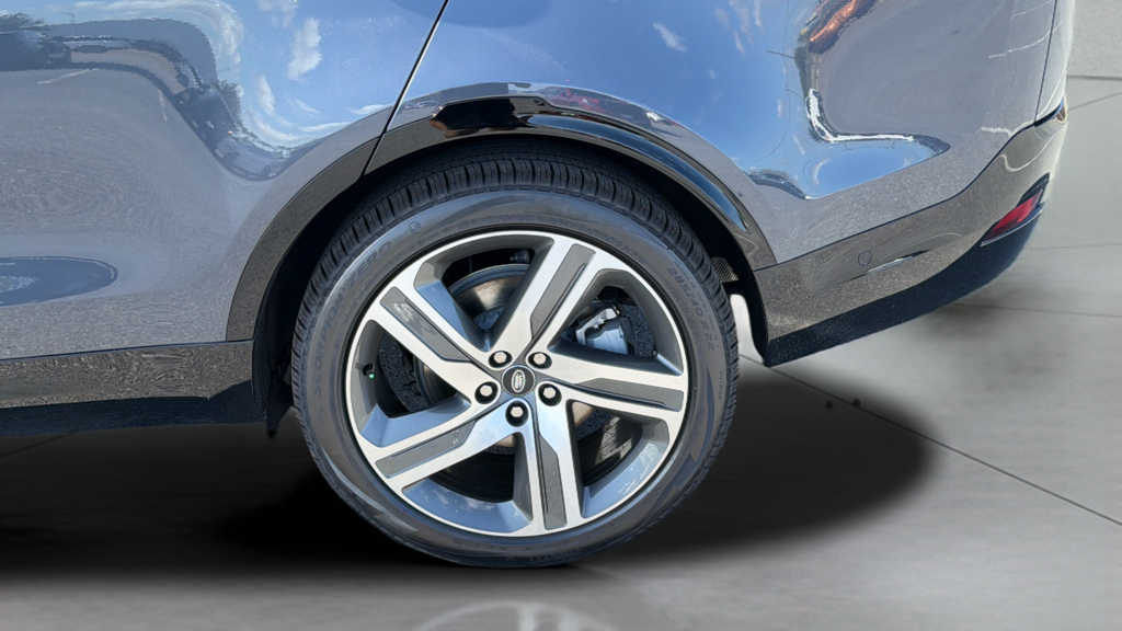 New 2026 Varesine Blue Land Rover Dynamic SE image 16