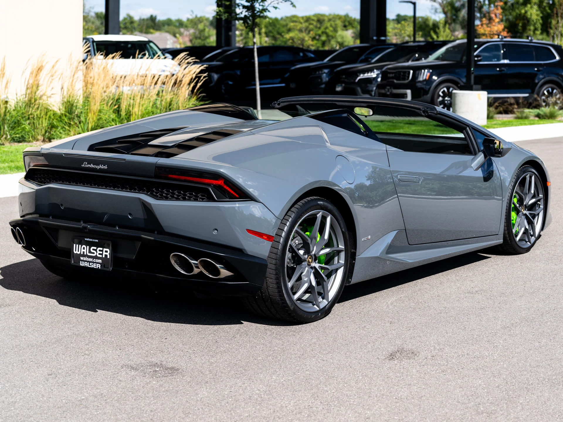 Used 2016  Lamborghini LP610-4S image 6