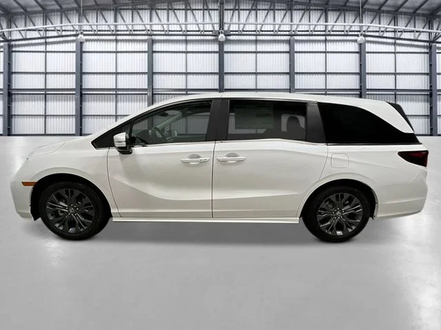 New 2026 Platinum White Pearl Honda Touring image 2