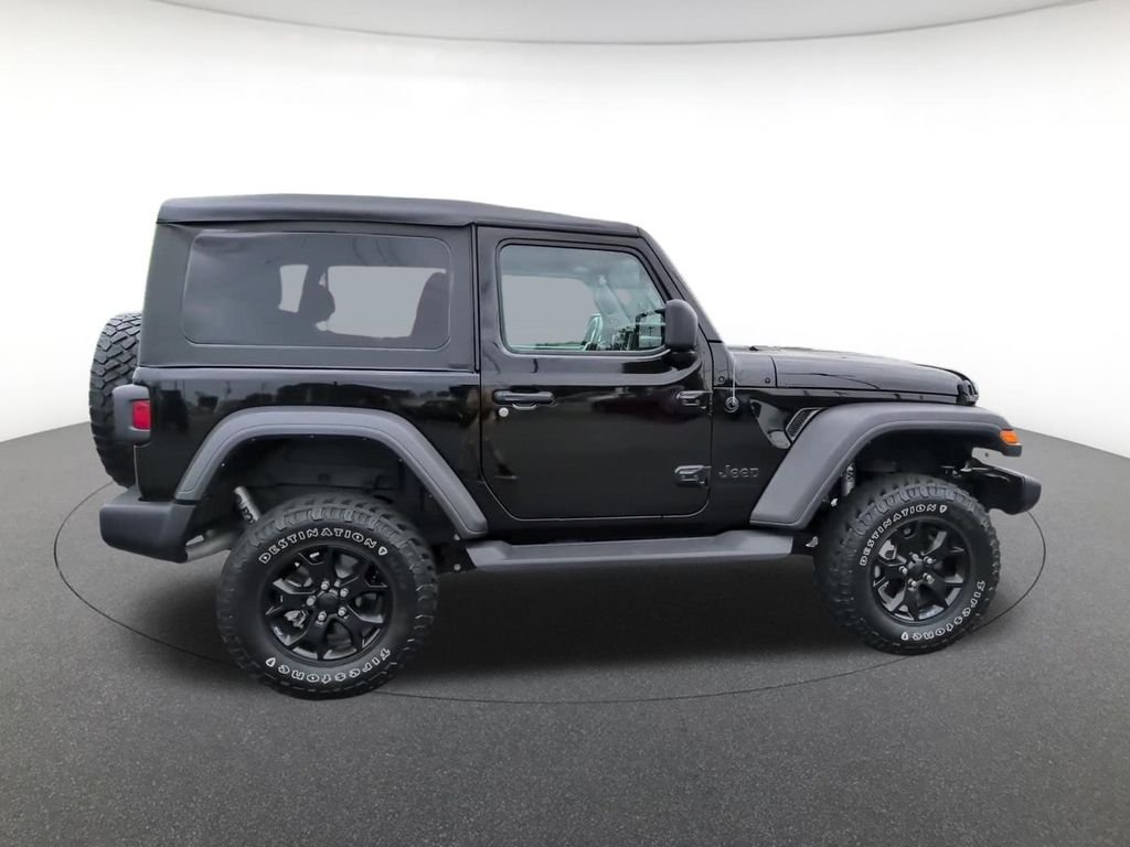 Used 2023 Black Jeep Sport S image 4
