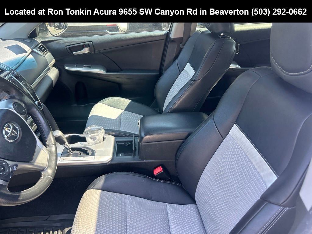 Used 2013 Super White Toyota SE image 10