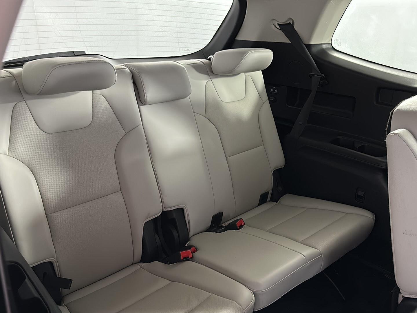 Used 2021 Ebony Black Kia EX image 37