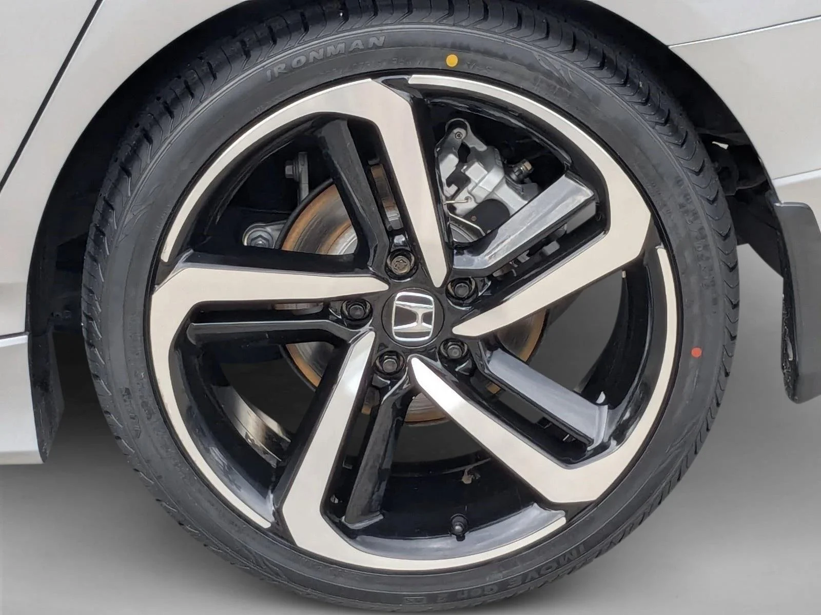 Used 2021 Lunar Silver Metallic Honda Sport SE image 23